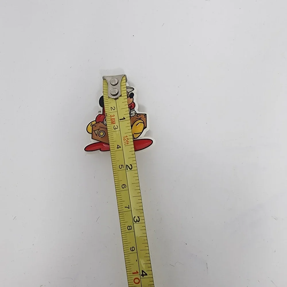 Vintage Disney World 1980s Traveling Mickey Mouse Traveling Man‎ Suitcase Pin